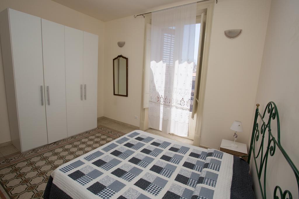 Apartamento Massimissimo Palermo Exterior foto